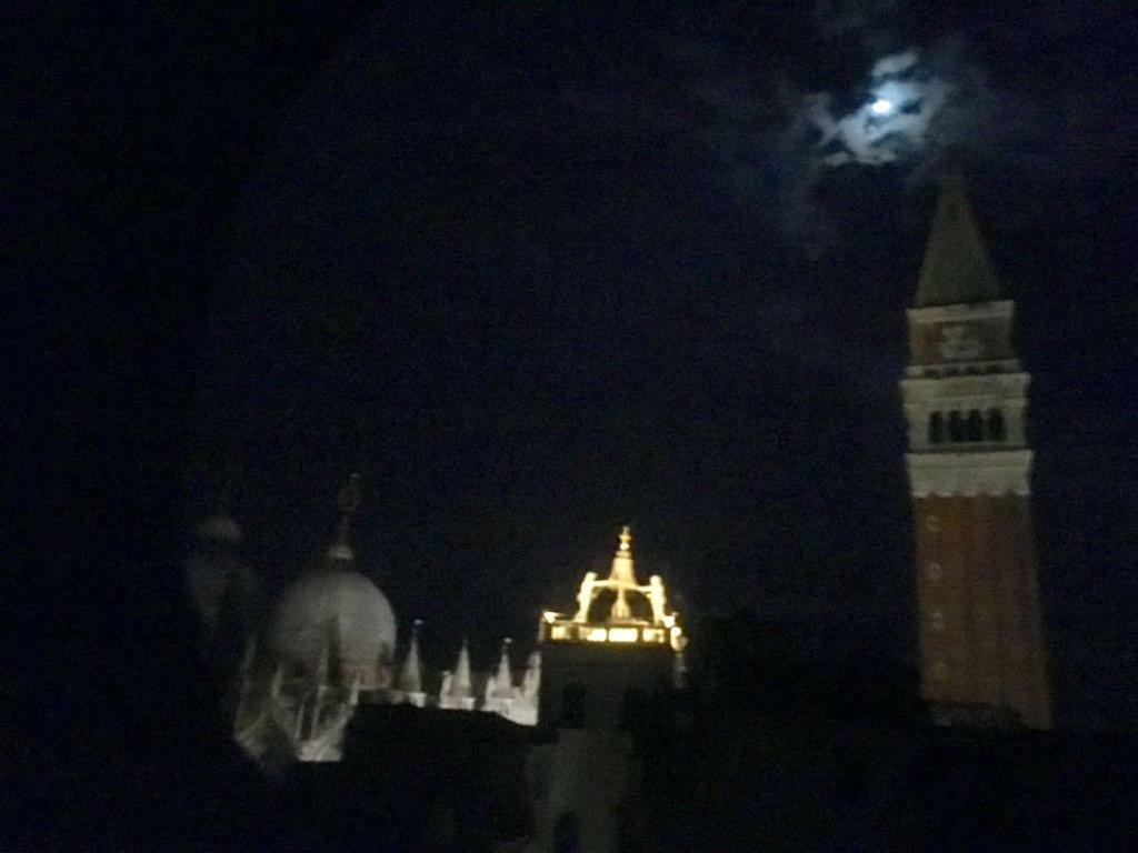 Ca'Baloni Appartement Venetië Buitenkant foto