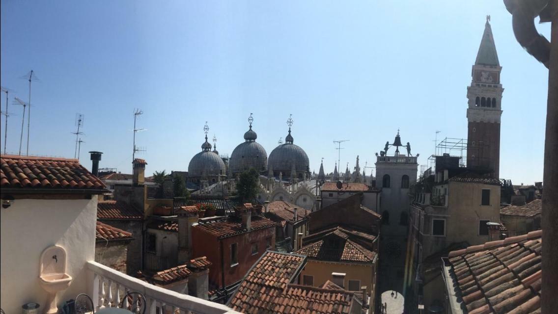 Ca'Baloni Appartement Venetië Buitenkant foto